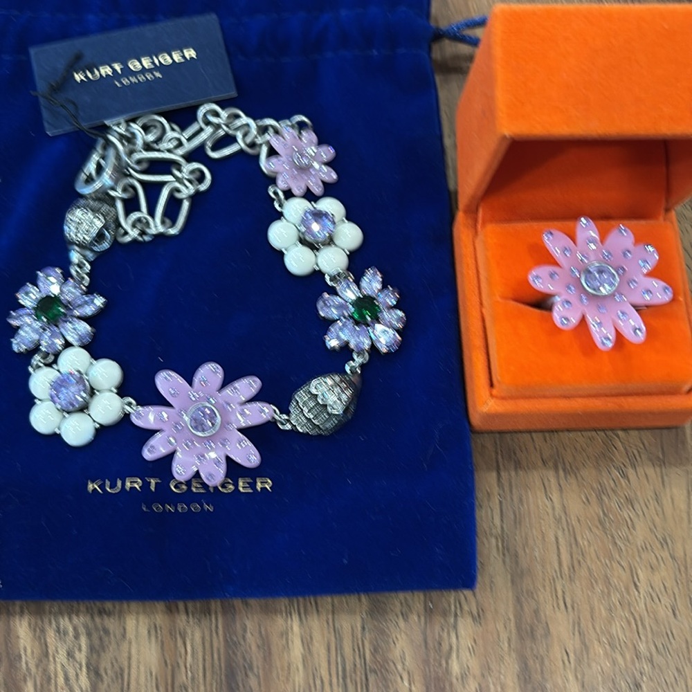 NWT Kurt Geiger Women's Floral necklace and matching ring SET